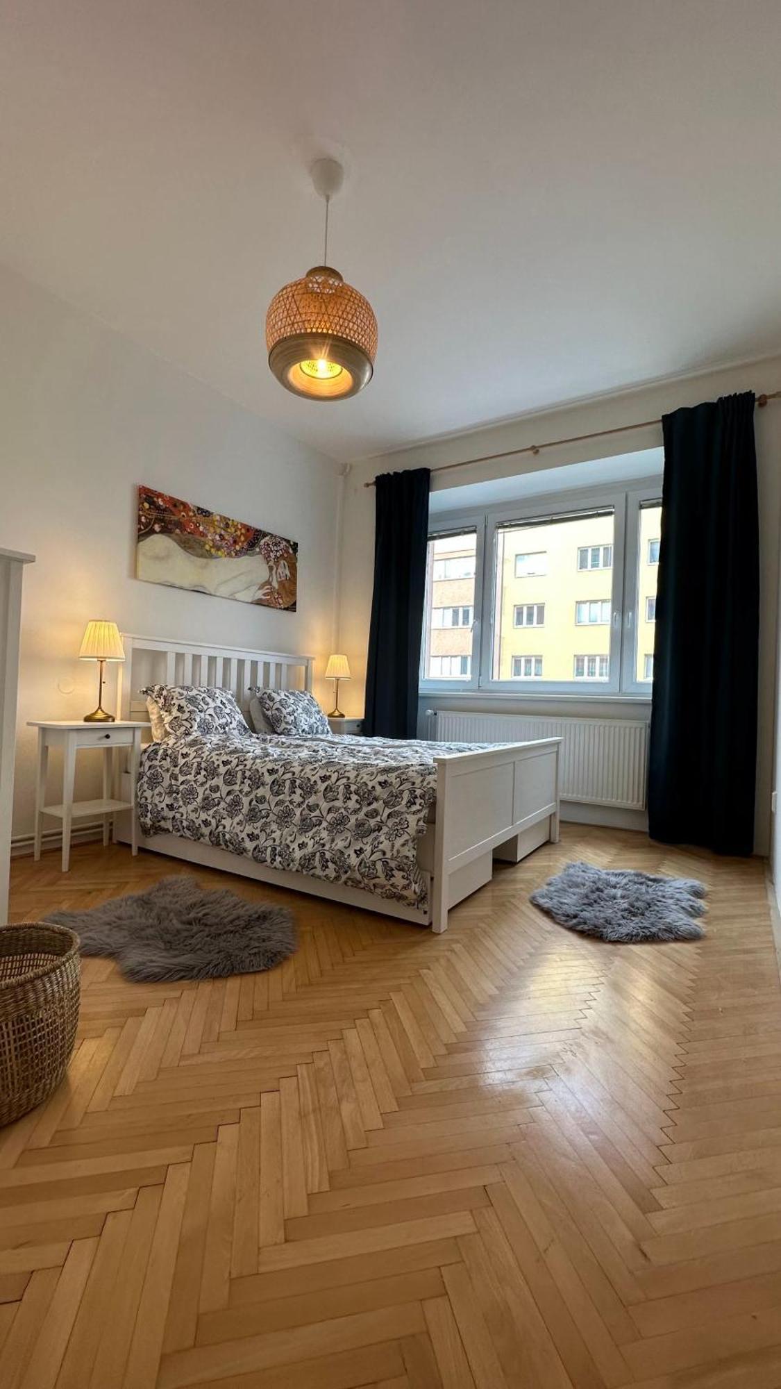 Apartman S Balkonem U Parku & 15 Minut Do Centra Brno Eksteriør bilde